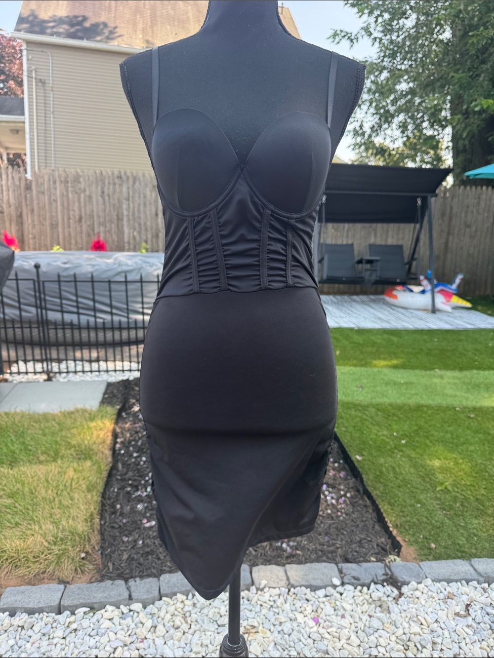 Black Bustier Mini Dress - Sleek Sculpted Silhouette med